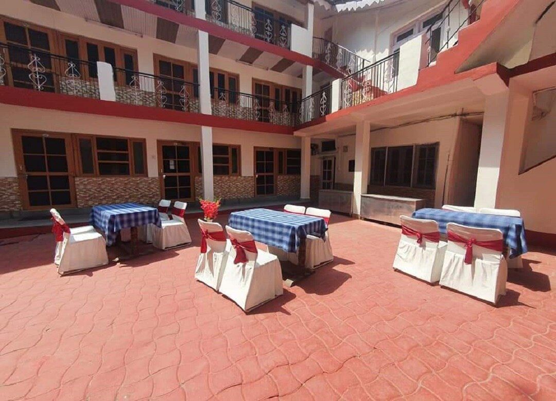 undefined Hotel Satpushap  4