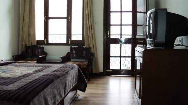 undefined Hotel Comfort Inn 8