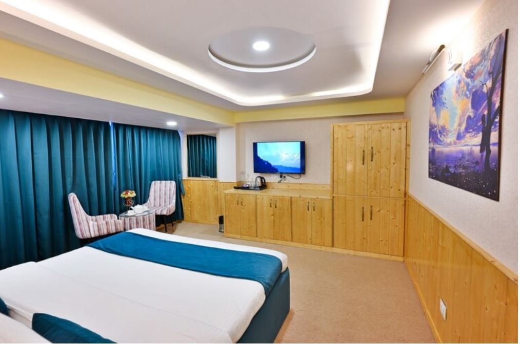 Avianna Seven Seas Deluxe room