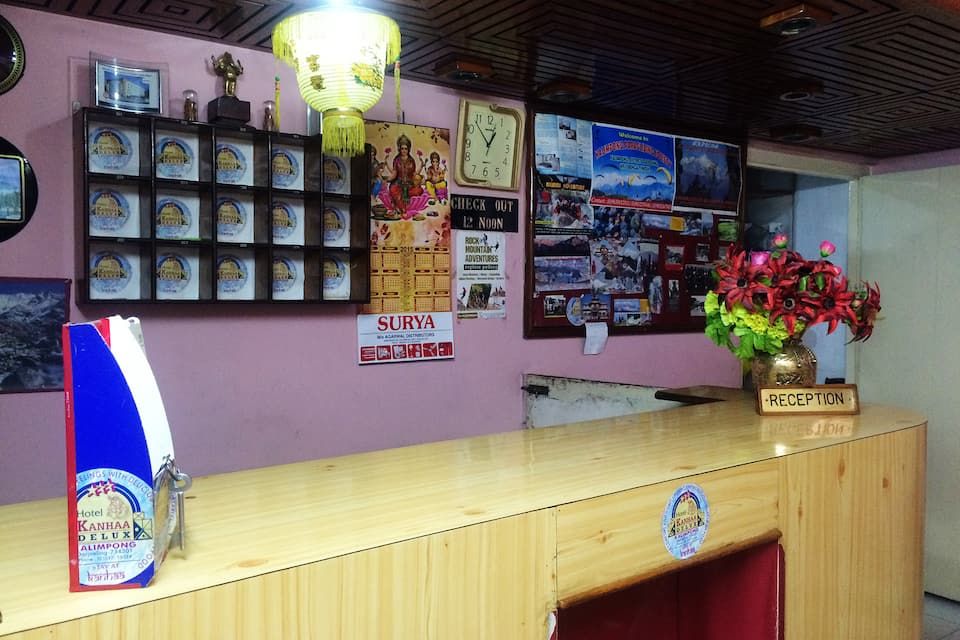 Hotel Kanhaa Delux