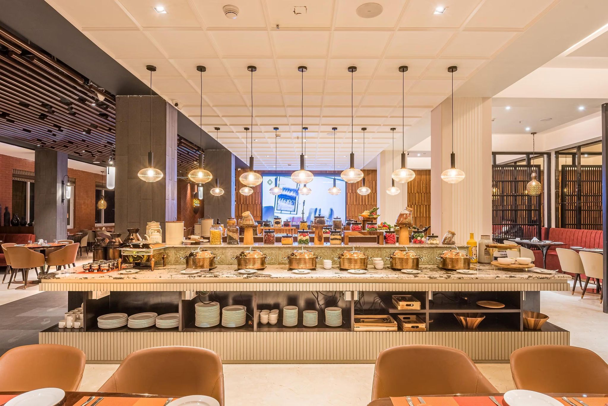 Food & Dining