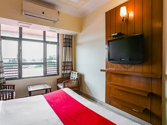 Hotel City Star Deluxe Room 9