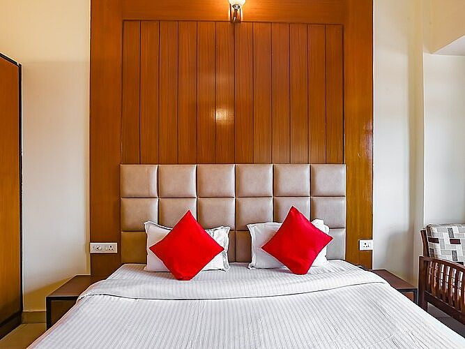 Hotel City Star Deluxe Room 2