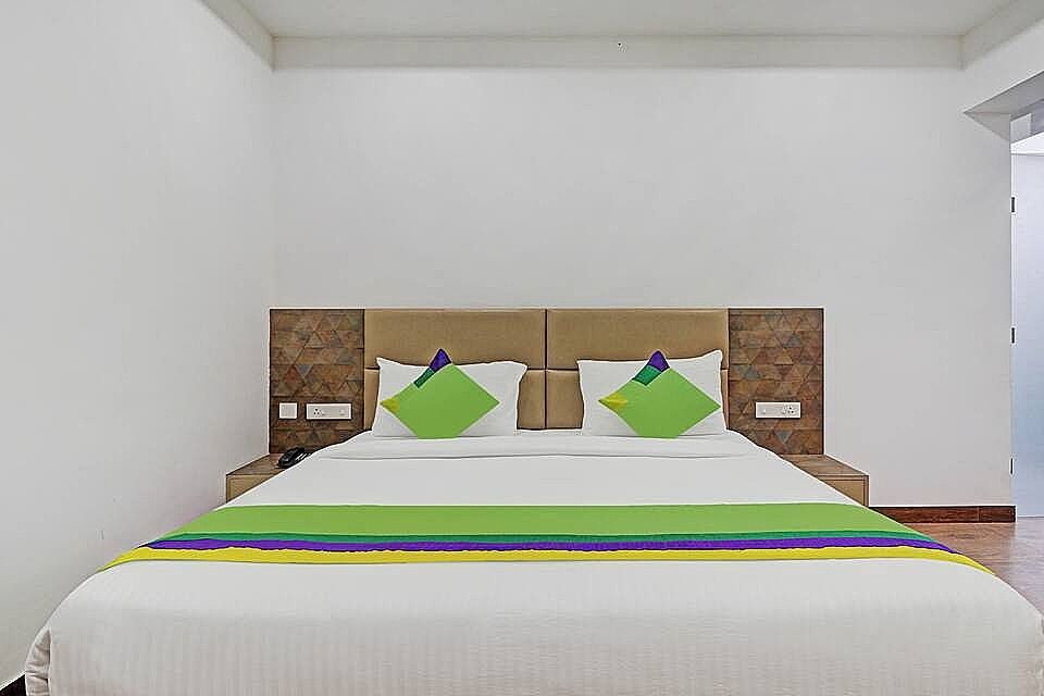 Deluxe Room With Balcony