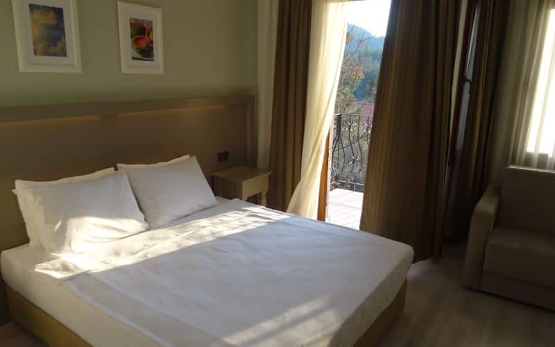 undefined Hotel Pine Valley 10