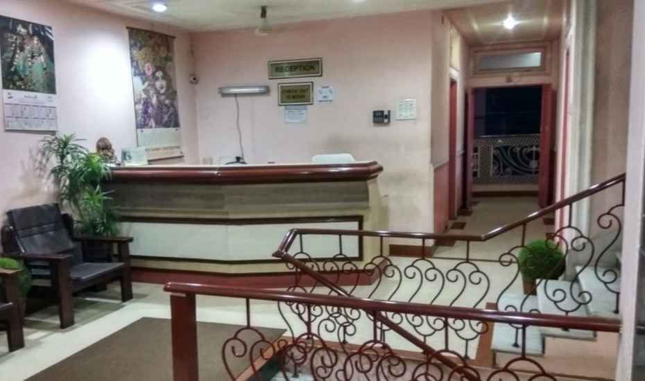 undefined Hotel Varsa 2