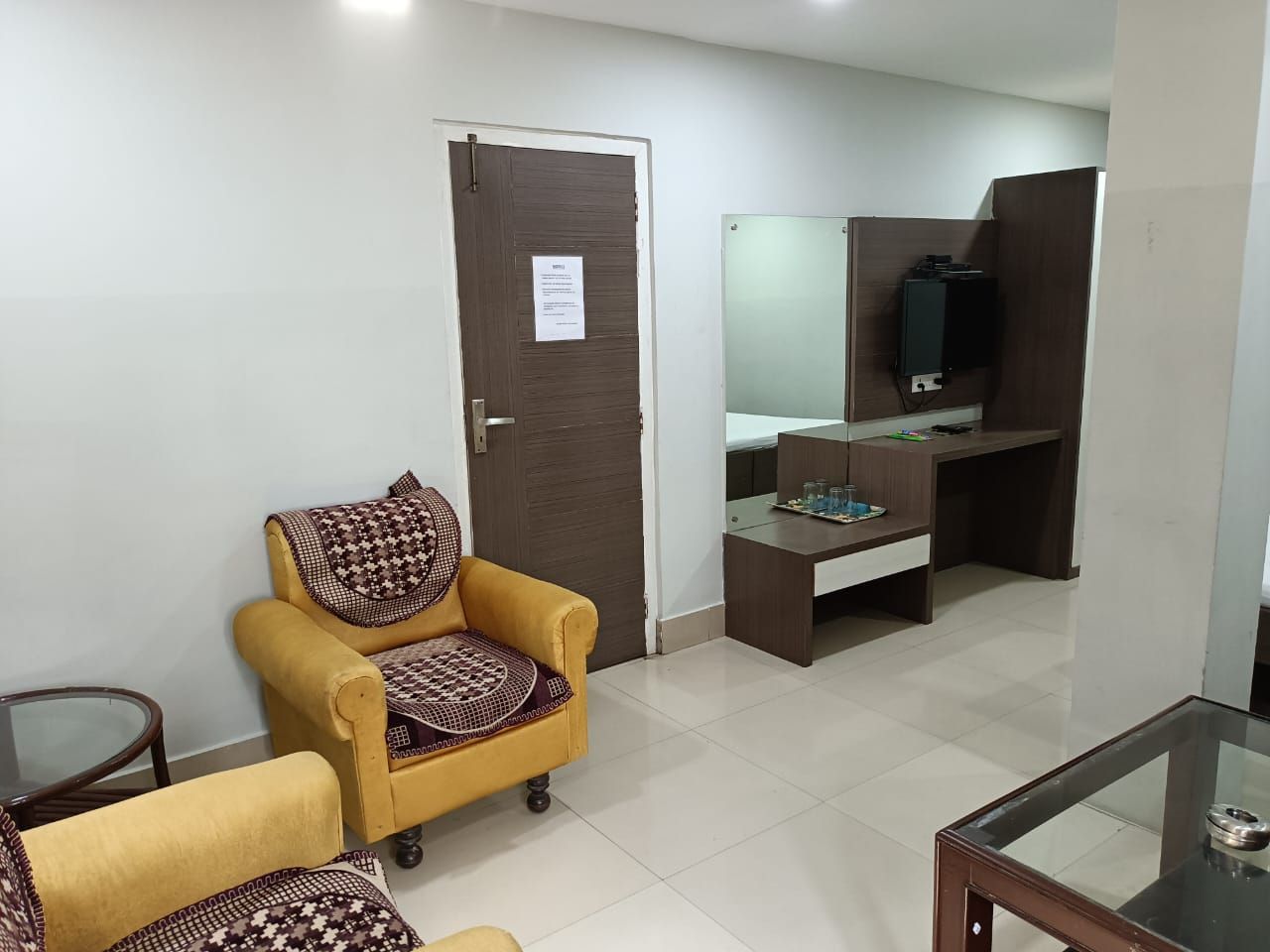 Deluxe Triple AC Room