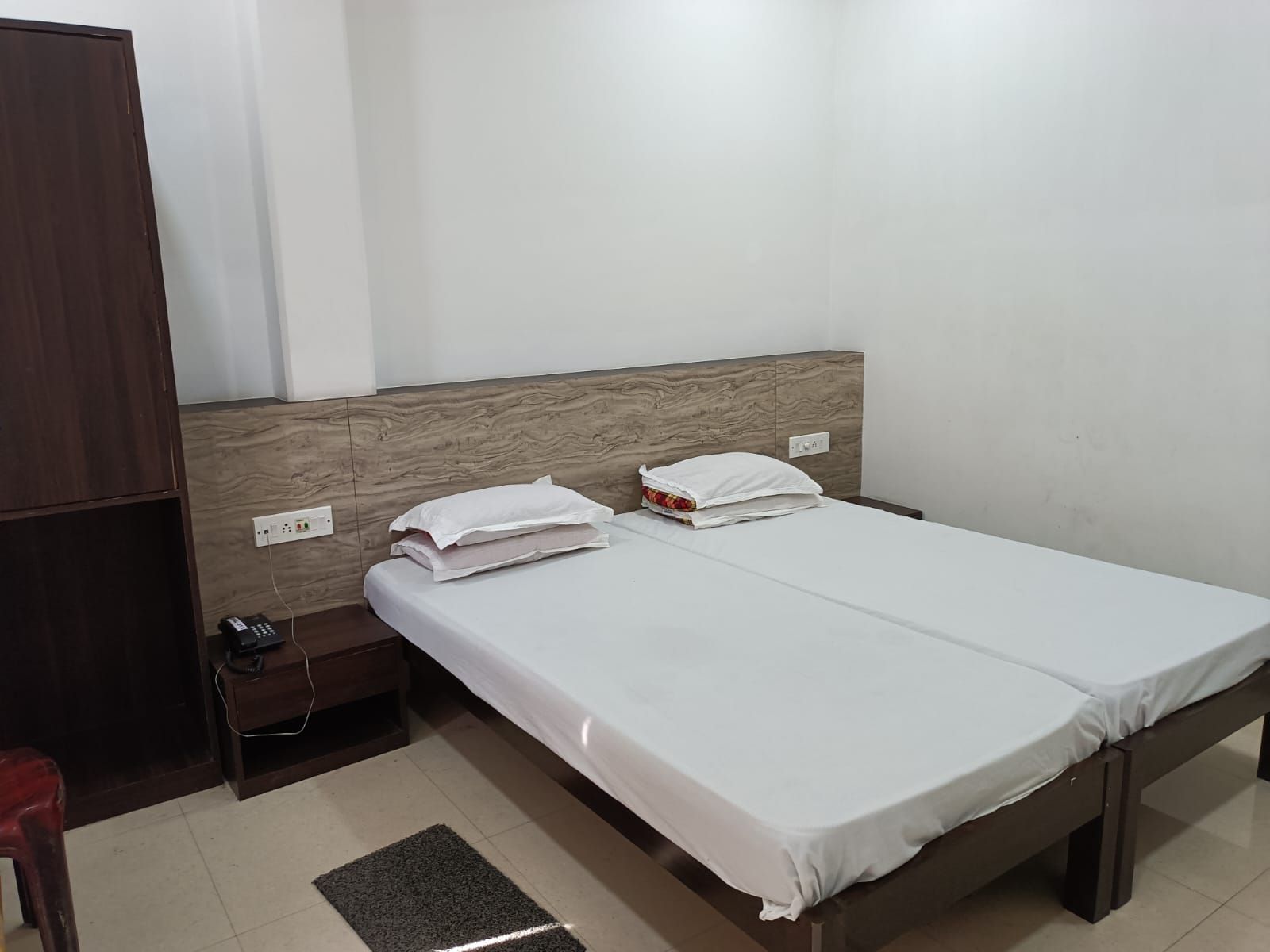 Hotel Kusum, Dibrugarh Semi Deluxe Non AC Double Room 5