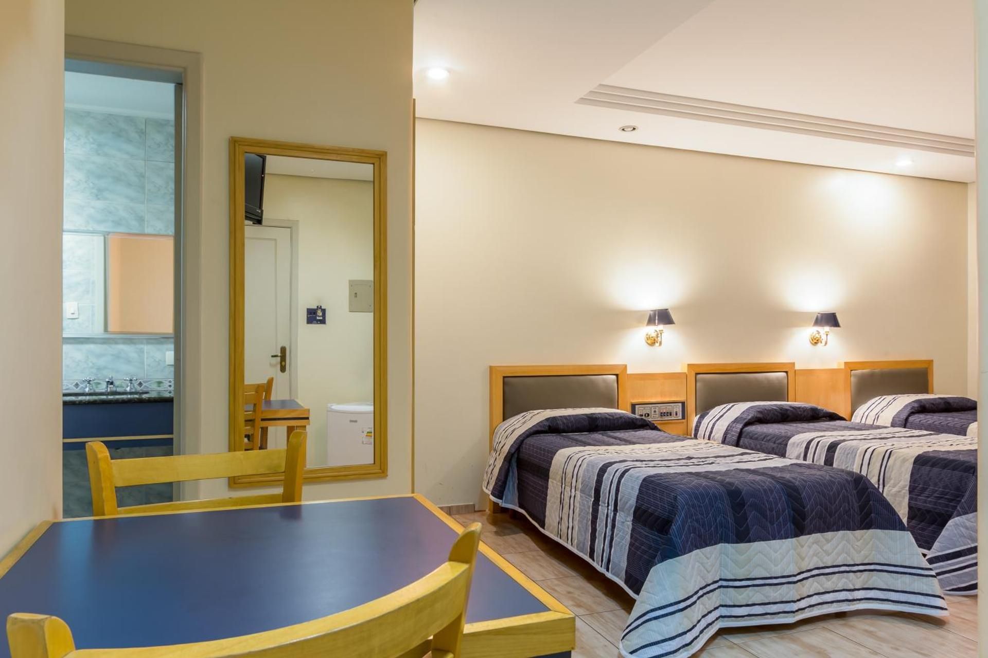 Hotel Columbia Standard Triple Room 2