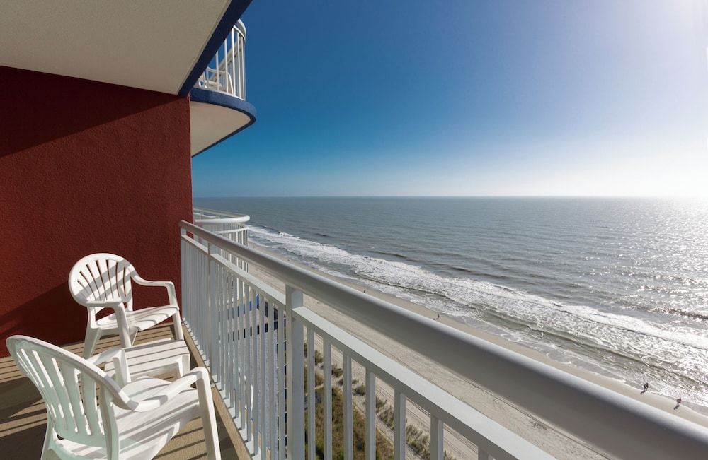 Grand Atlantic Ocean Resort Deluxe Condo, 3 Bedrooms, Kitchen, Oceanfront 5