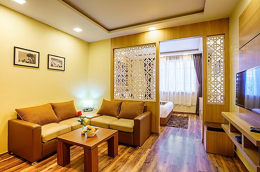 Mg Marg Skyline Suite