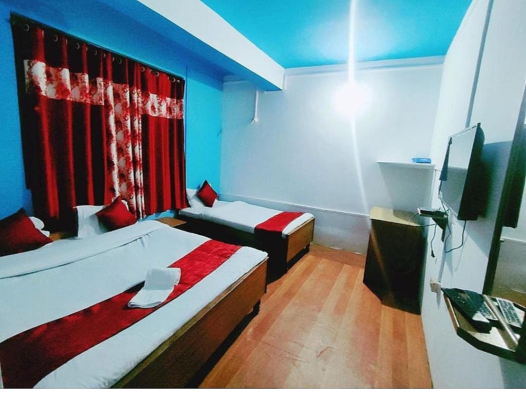 undefined Hotel Winter Green 5