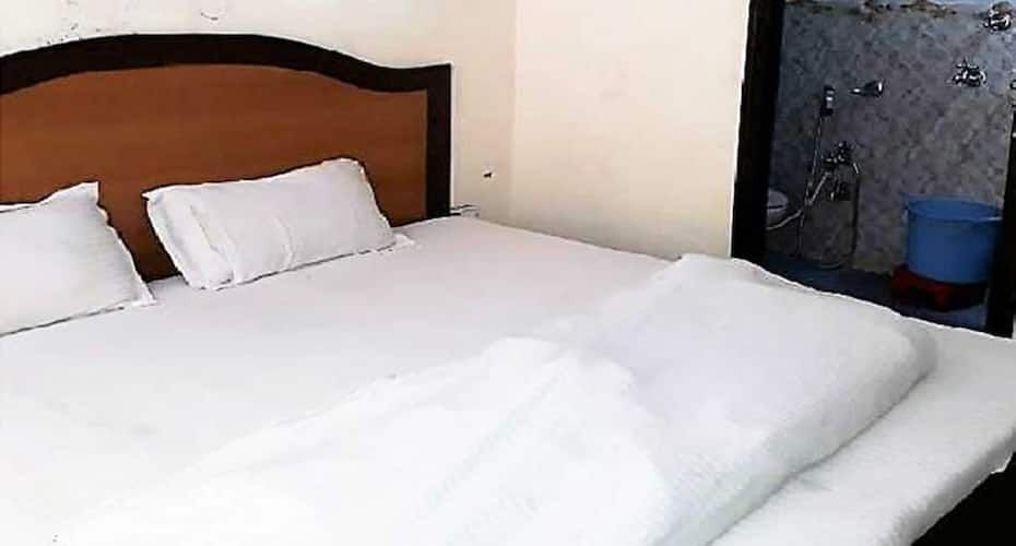 undefined Hotel Frank Inn 4