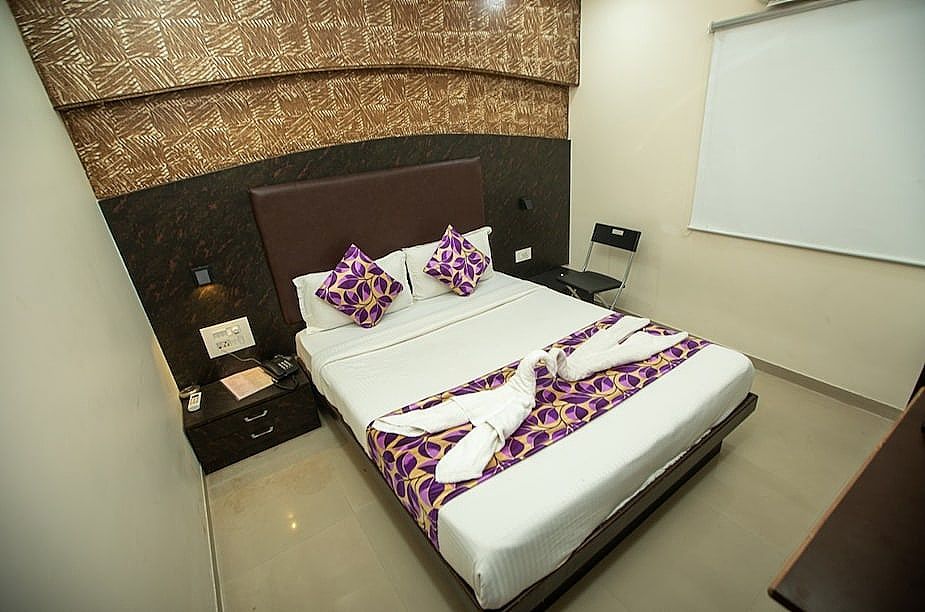 Hotel J D Residency Deluxe Room 20