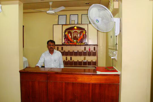 Side Image 2