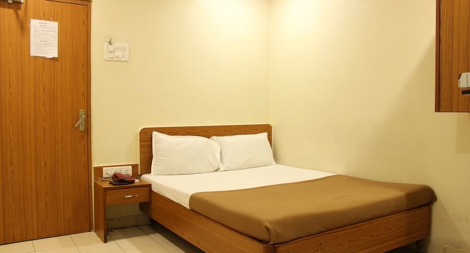 Hotel Super Deluxe Double Room 4