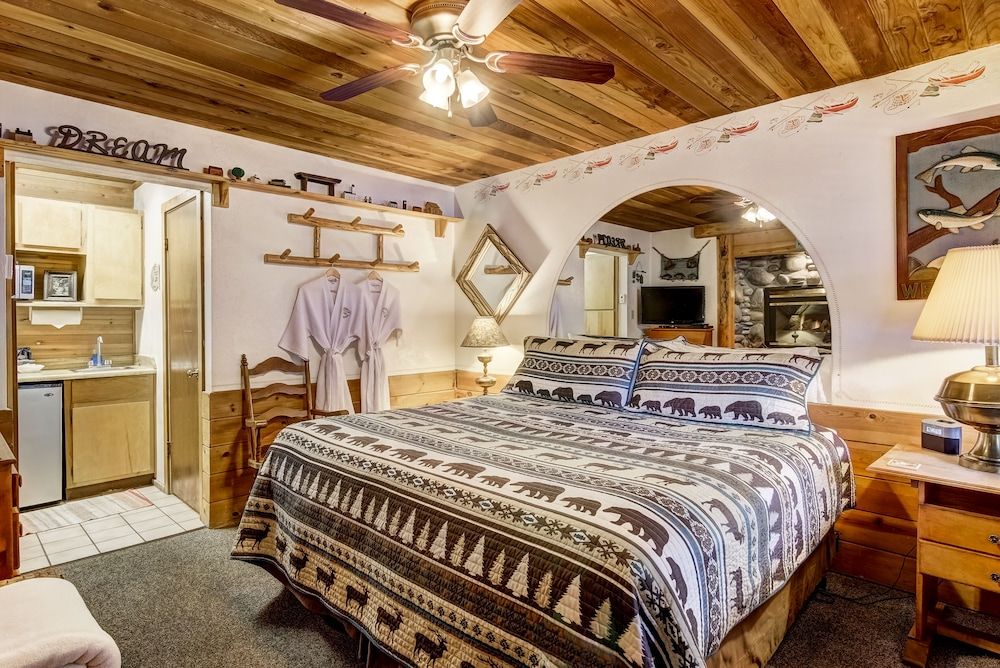 Room, 1 Queen Bed (Room 109)