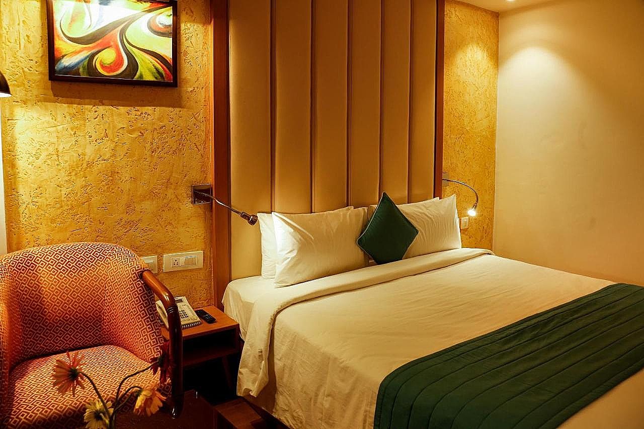 Day Use Room, Stay Is Valid For 06 Hrs Between 1000 Hrs To 1700 Hrs