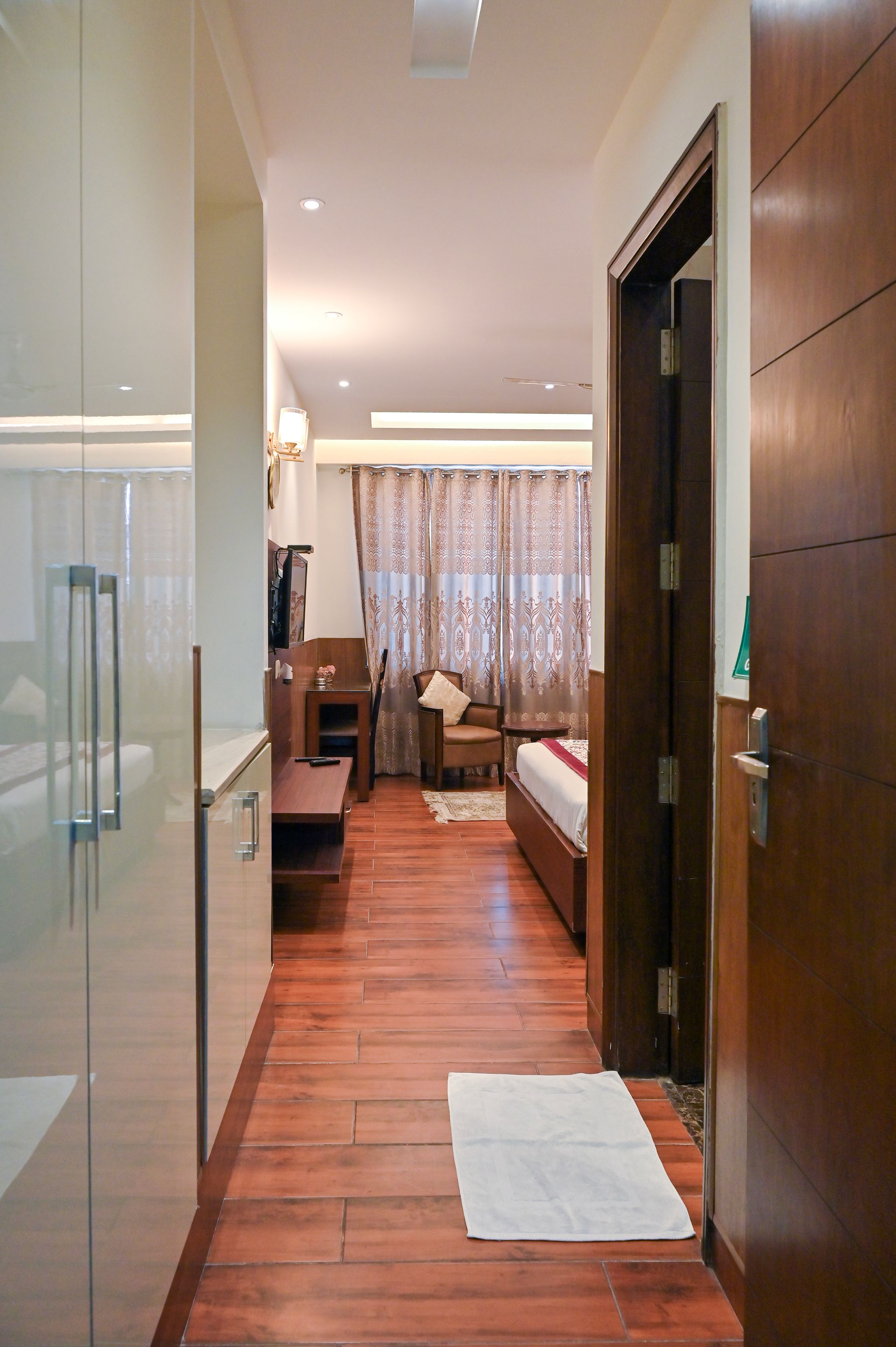 Imperial Apartment Gurgaon Urban Deluxe 8