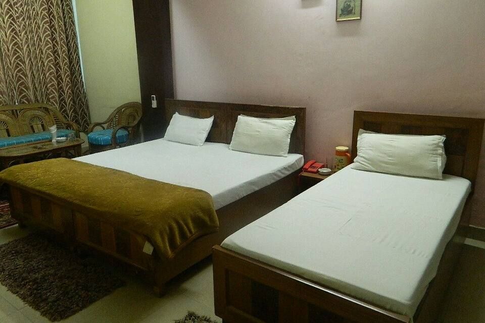 undefined Hotel Ashlay 10
