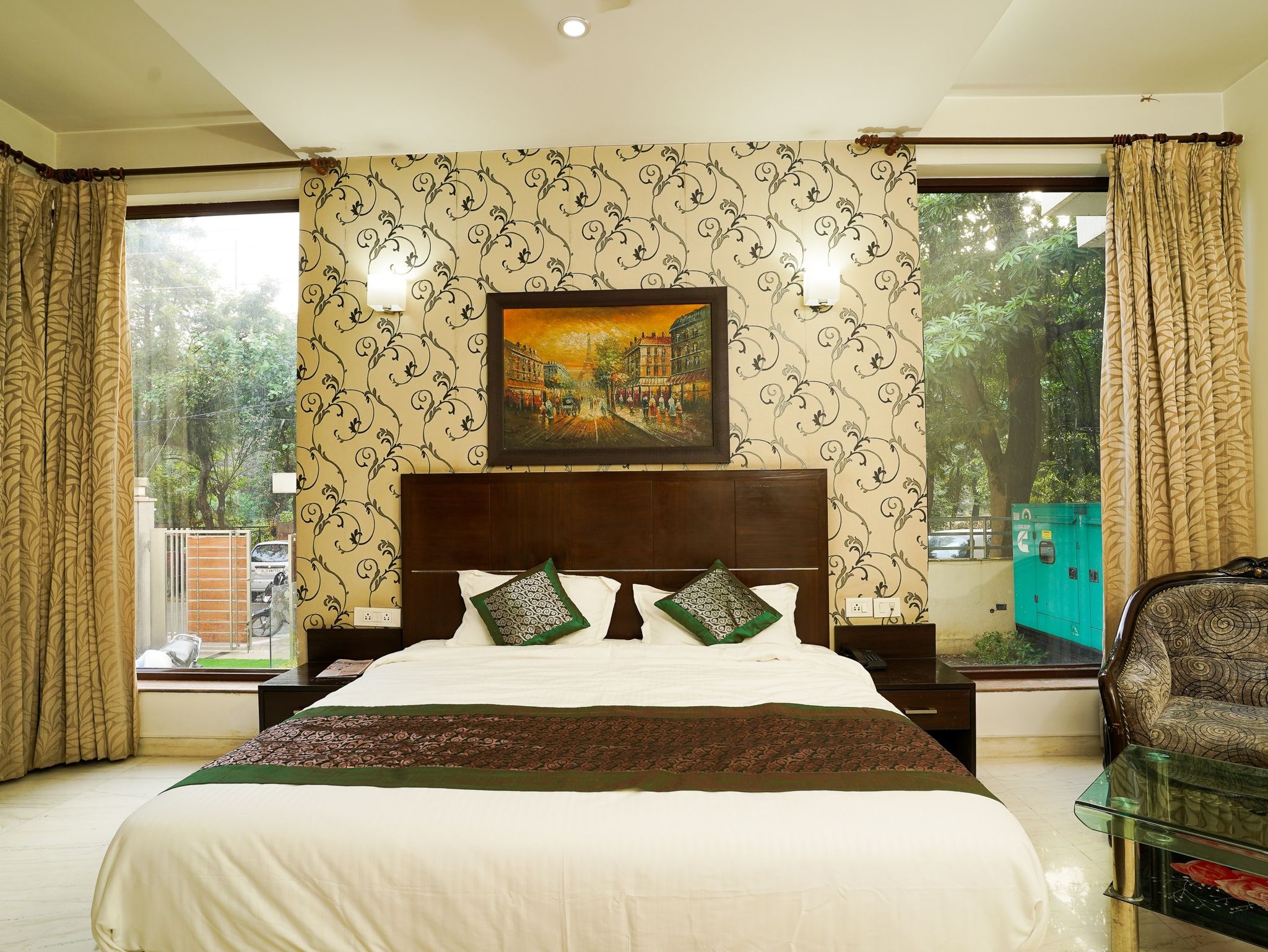 Lime Tree Hotel Sushant Lok Deluxe Double Room with Balcony 28