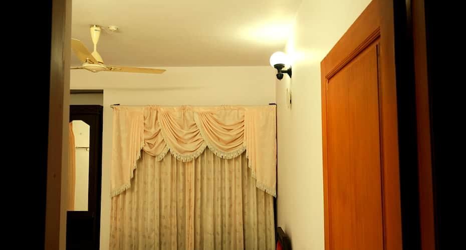 Vrindavan Suites Deluxe AC Suite 2