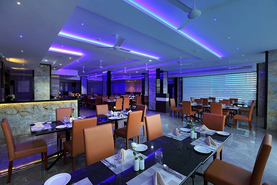 Food & Dining