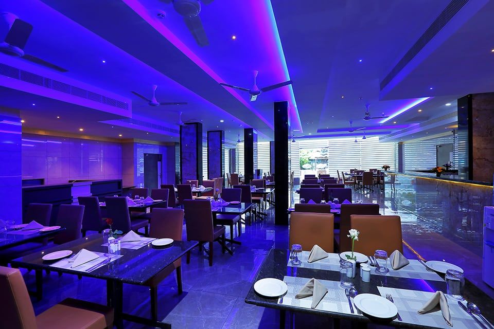 Food & Dining