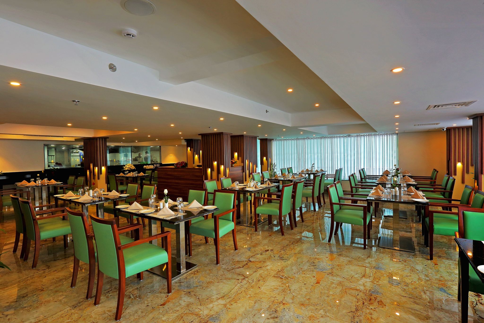 Food & Dining