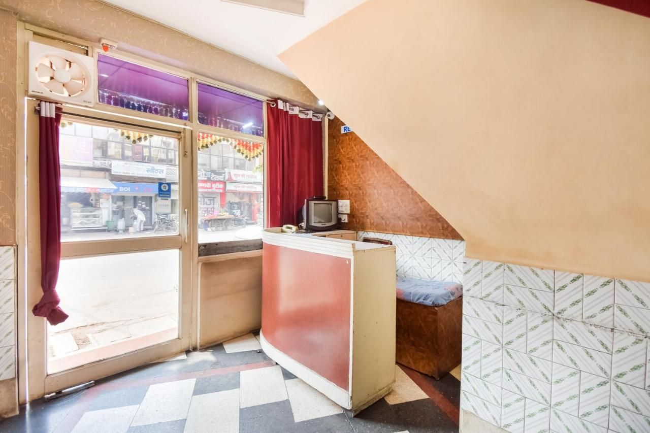 undefined Flagship 62663 Hotel Cb Palace 3