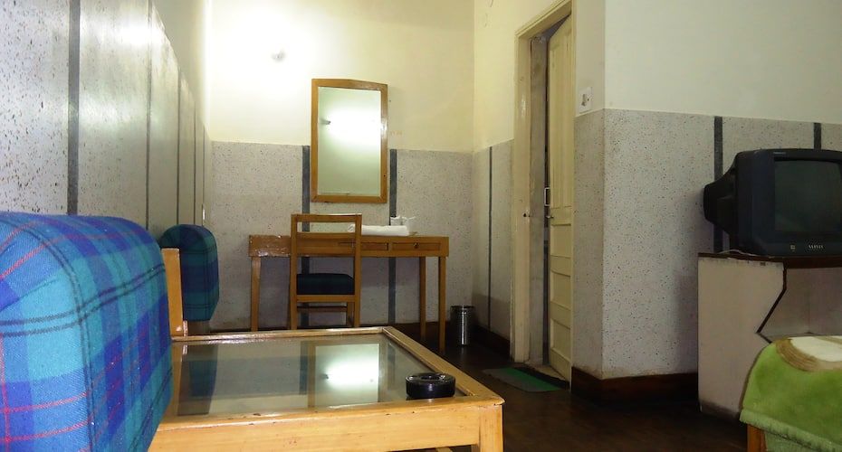 undefined Hotel Amarpali 4