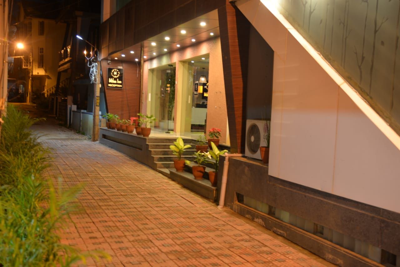 undefined Miles Inn Hotel 9