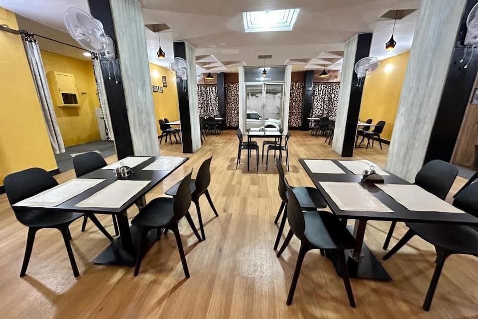 Food & Dining