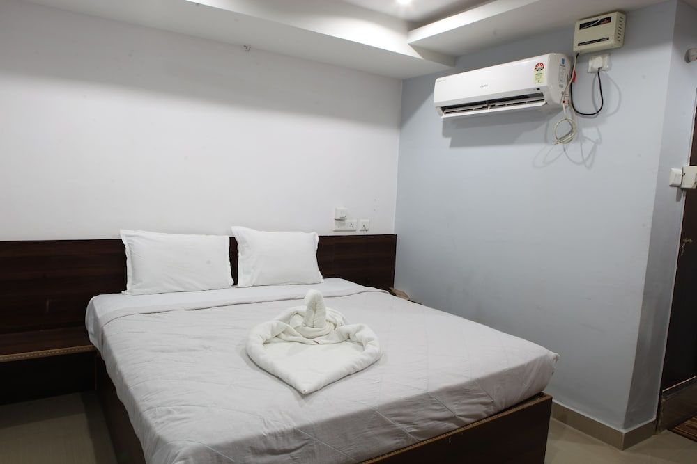 Hotel Mango Leaves Standard Room 21