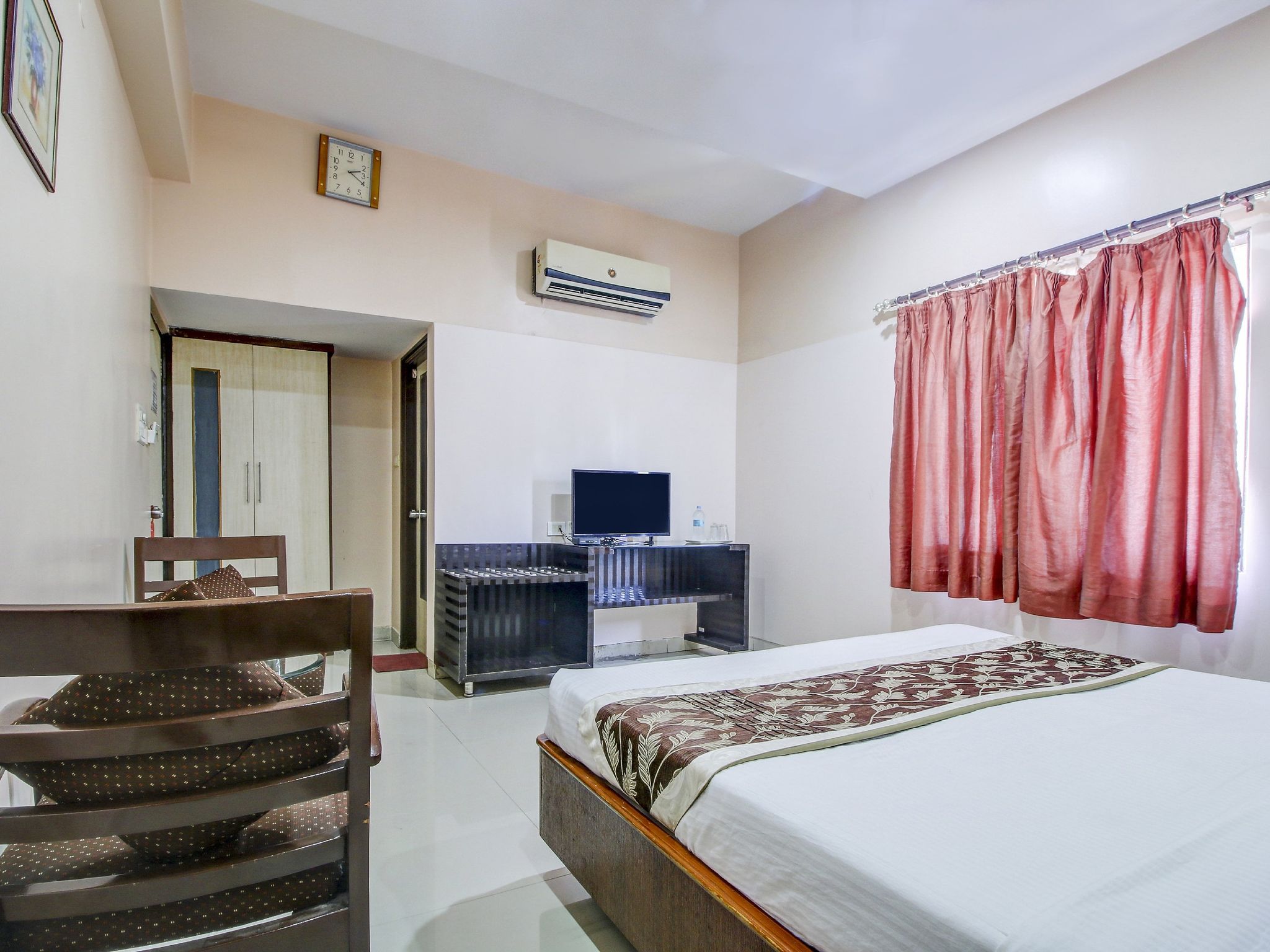 Hotel Tourist Plaza By Nimantran Executive Room 14