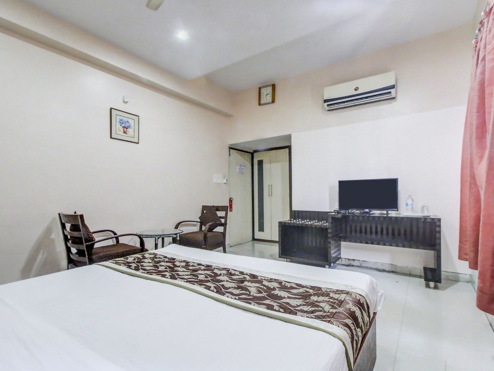 Hotel Tourist Plaza By Nimantran Executive Room 17