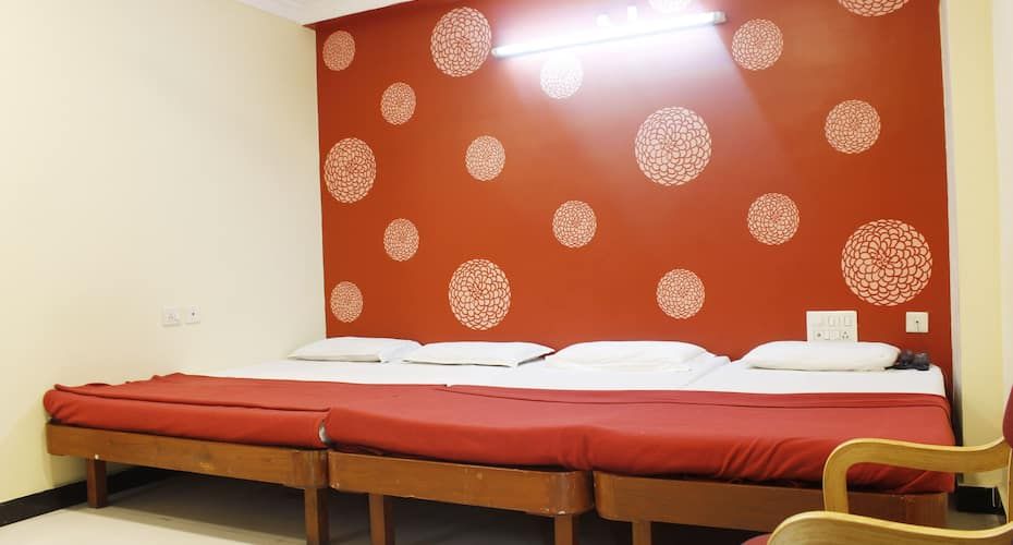 Deluxe Bedroom