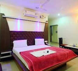 undefined Hotel Meridian Palace 9