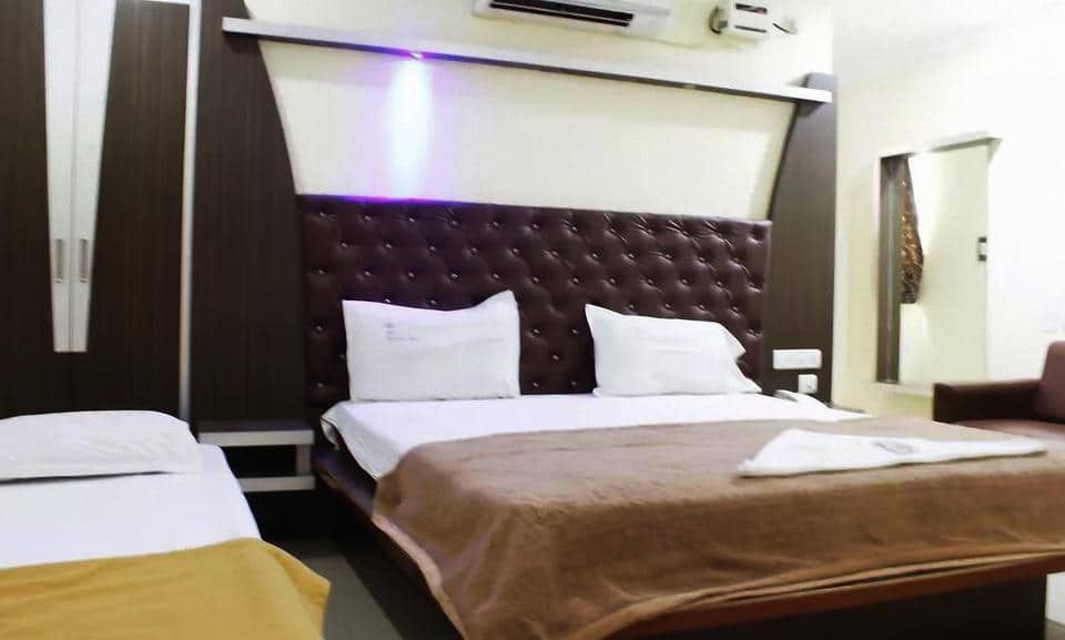 undefined Hotel Meridian Palace 8