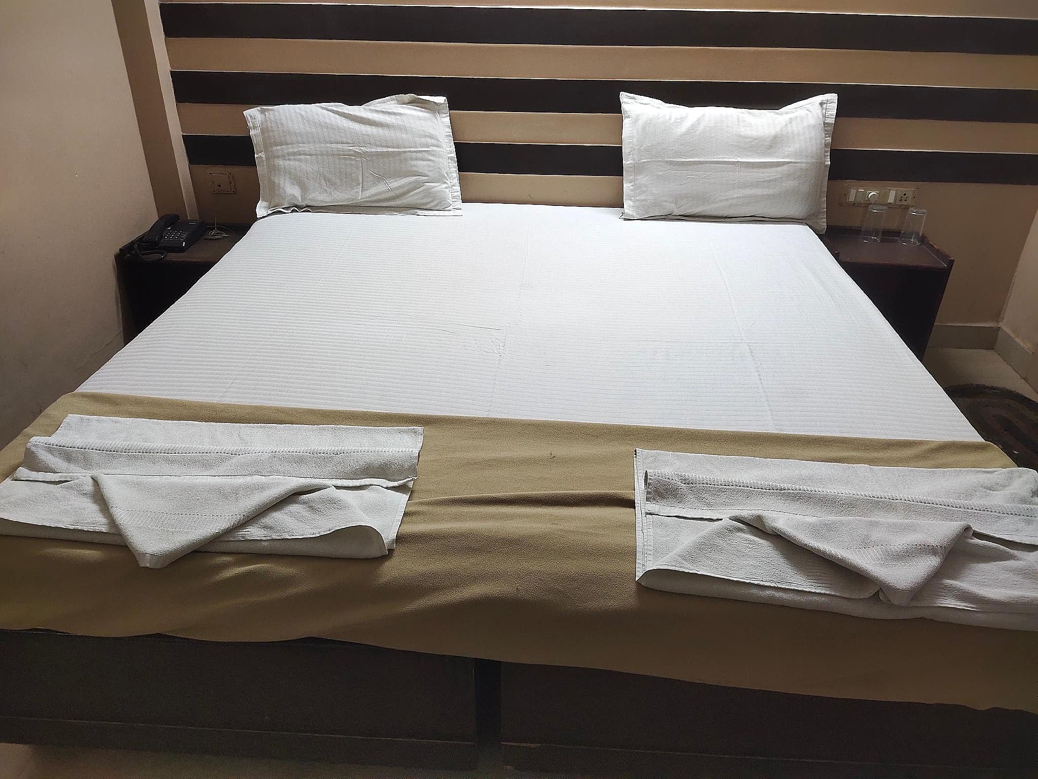 Deluxe Double Double