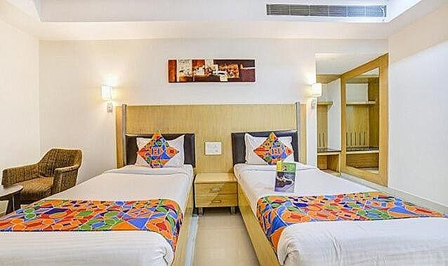 Shanbag Hotel Superior Room -Non Ac 3