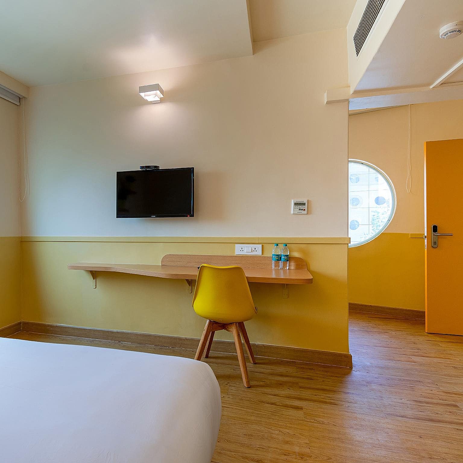 Bloom Hotel HITEC City Signature Suite 6
