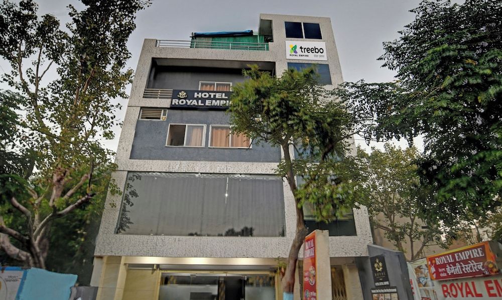 Treebo Royal Empire Indore