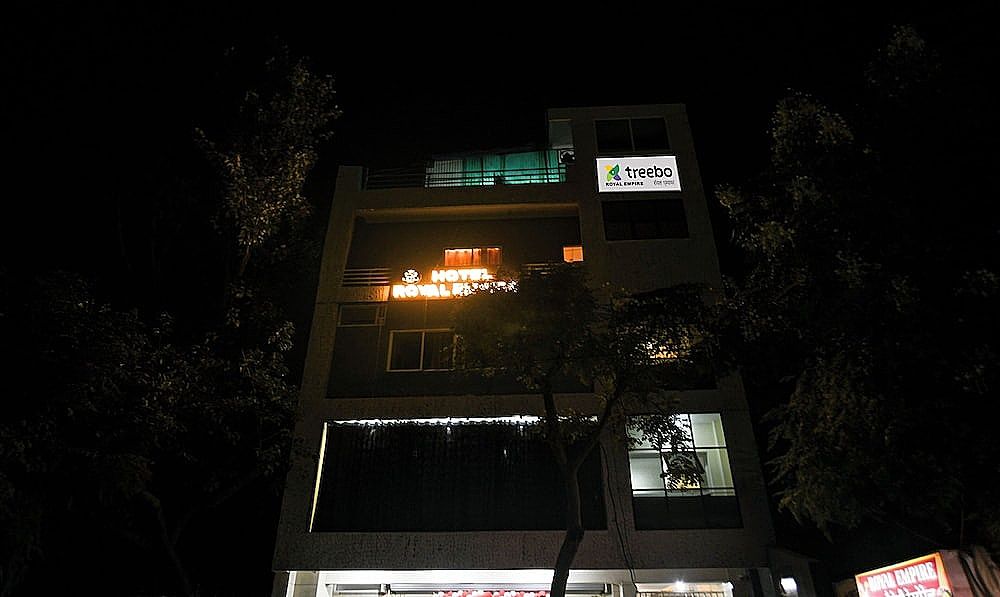 undefined Treebo Royal Empire Indore 9