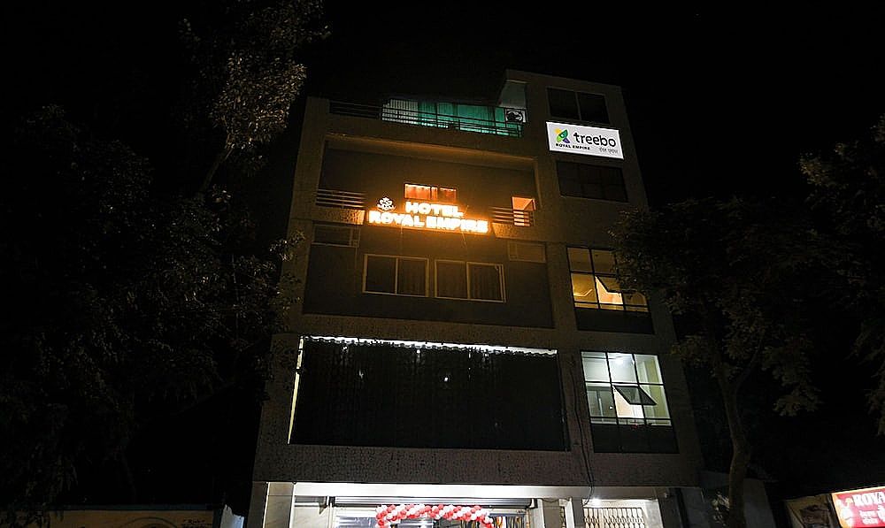 undefined Treebo Royal Empire Indore 10