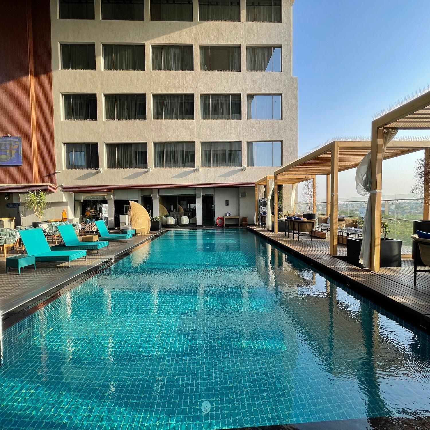 Swimming pool