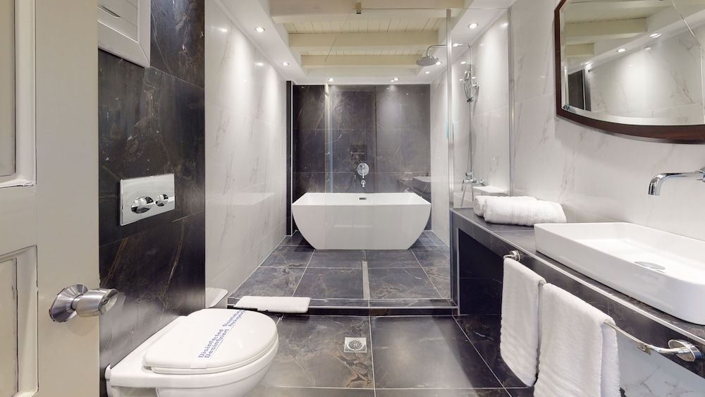 Acrotel Athena Pallas Executive Suite 14