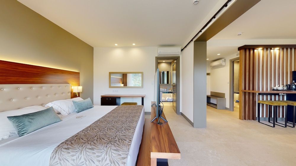 Acrotel Athena Pallas Grand Suite 4