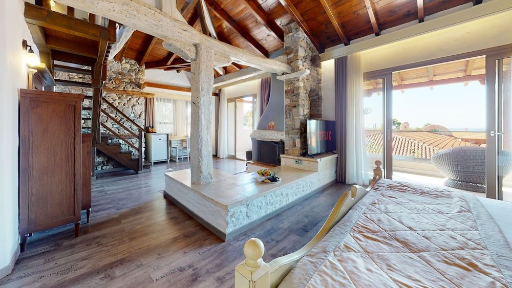 Acrotel Athena Pallas Executive Suite 5