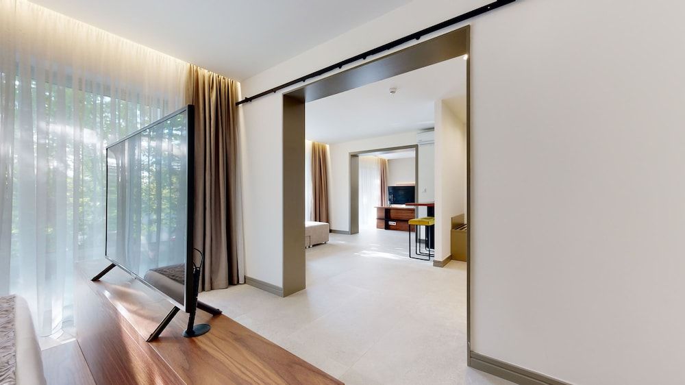 Acrotel Athena Pallas Executive Suite 18